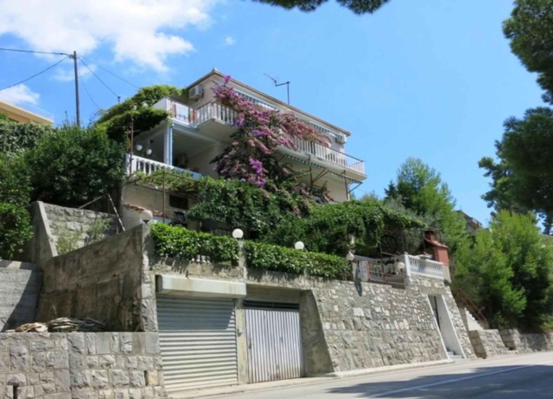 Apartments Milica Krilo Екстер'єр фото